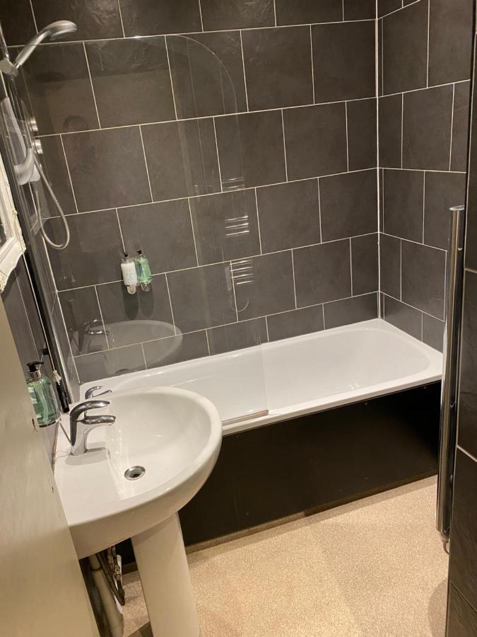 Lodge At Tap Haus Mansfield Woodhouse Esterno foto
